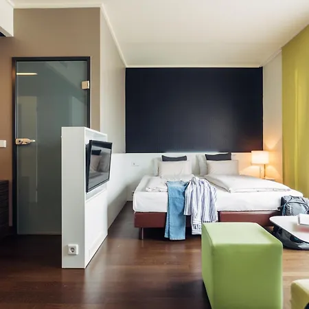 Harry's Linz-urfahr & Szálloda