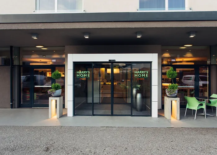 Hotell Harry's Linz-urfahr & 3*