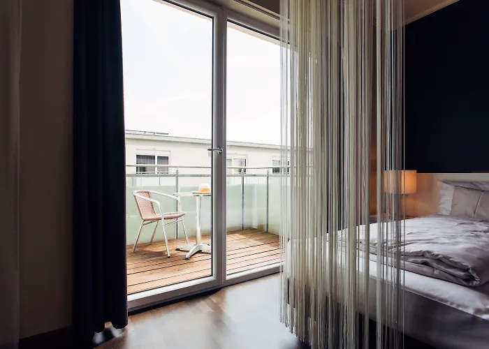 מלון Harry's Linz-urfahr & לינץ