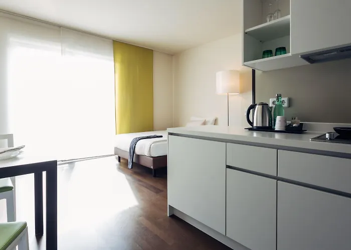 Harry's Linz-urfahr & 3* לינץ